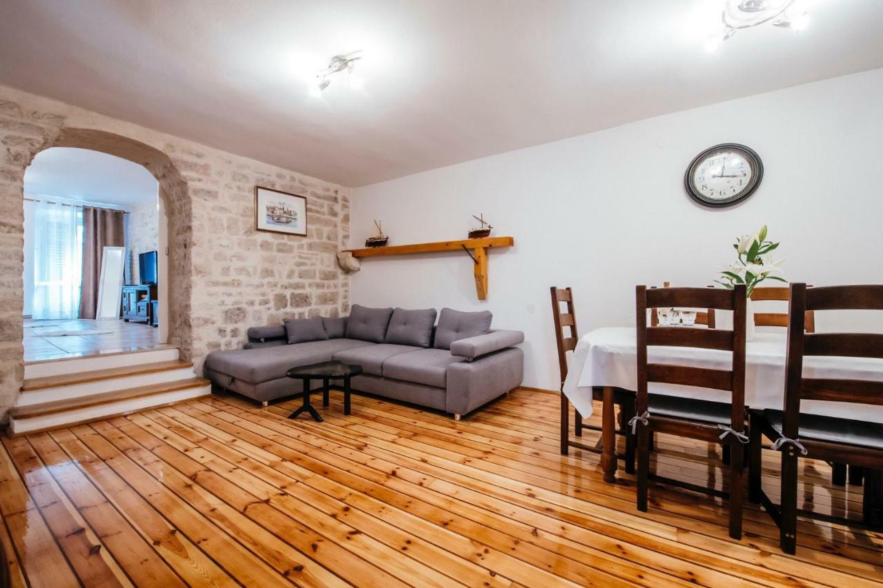 Appartement Heart Of Town à Zadar Extérieur photo